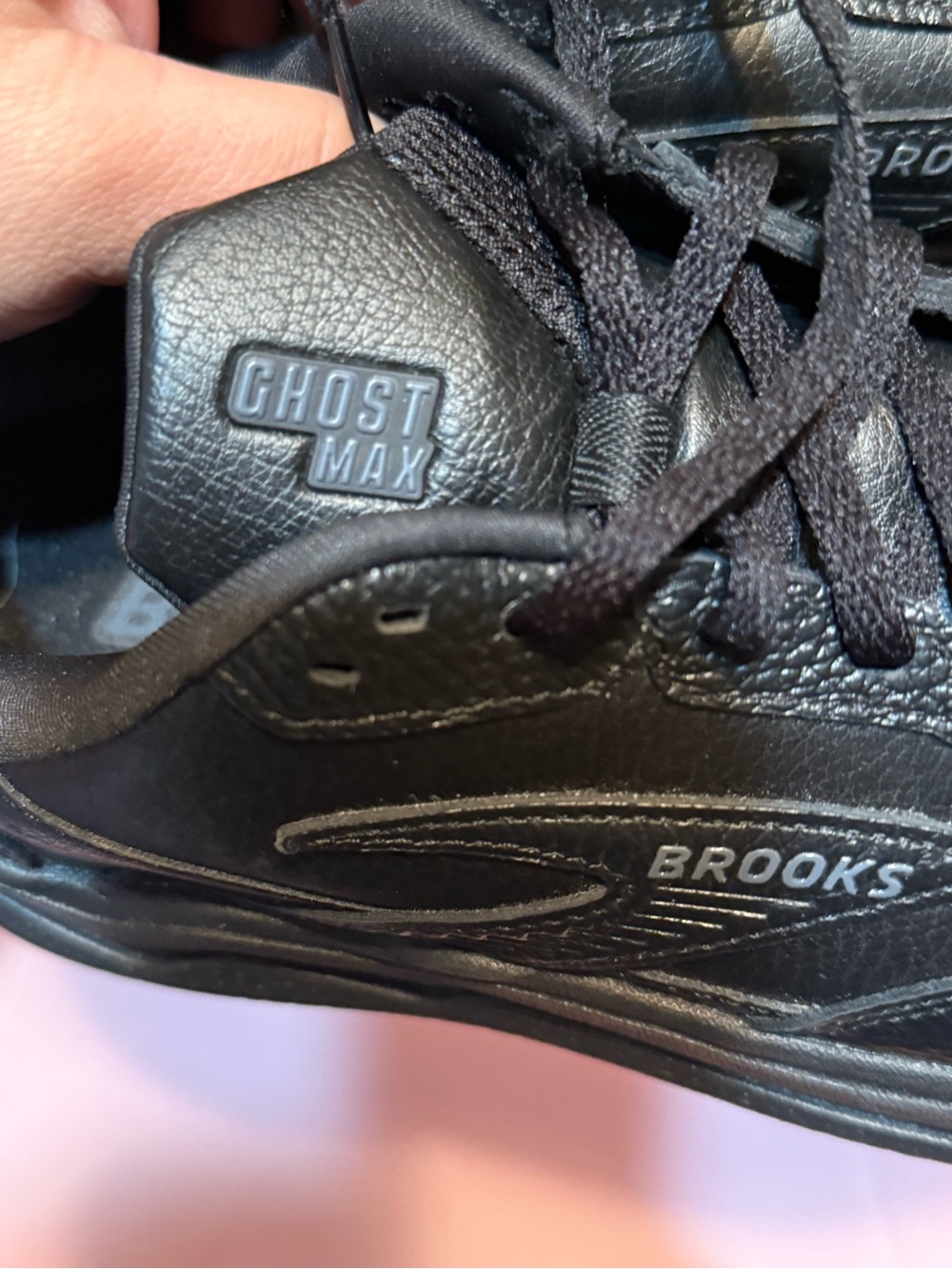 Brooks Ghost Max women’s Running Shoes — Black